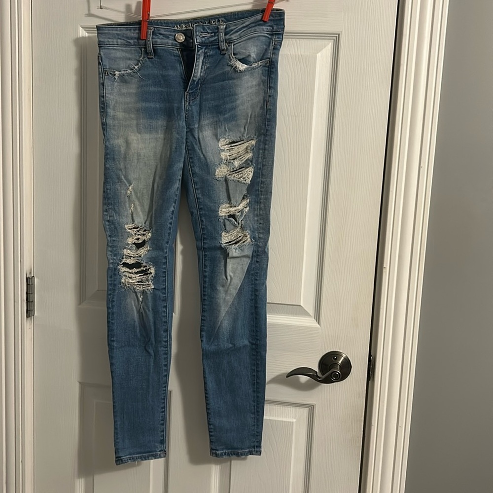 American eagle ripped jeans